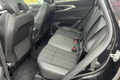 Photo 10 Renault Austral E-Tech hybrid 200 Techno