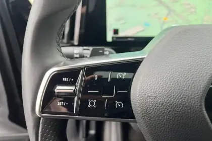 Photo 18 Renault Austral E-Tech hybrid 200 Techno