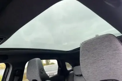 Photo 23 Renault Austral E-Tech hybrid 200 Techno