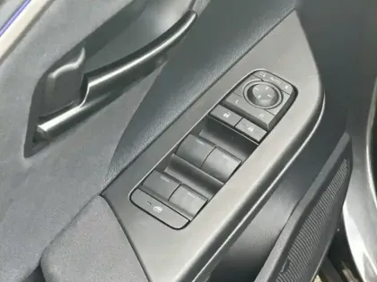 Photo 10 Toyota C-HR Gén. II Ph1 Collection 5