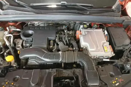 Photo 14 Renault Captur E-Tech 145 - 21 Business