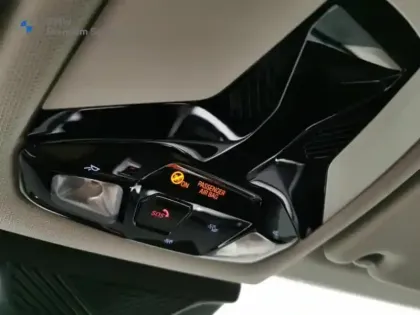 Photo 14 BMW X1  sDrive18i 136ch xLine First Edition Plus