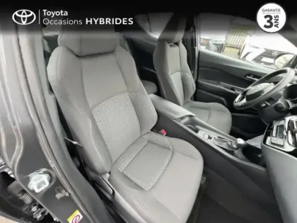 Photo 5 Toyota C-HR  122h Dynamic Business 2WD E-CVT RC18