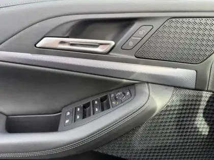 Photo 9 BMW Serie 2 Série 2 ActiveTourer 225e 245ch xDrive M Sport DKG7