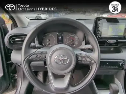 Photo 8 Toyota Yaris  116h Dynamic Business 5p + Programme Beyond Zero Academy MY22