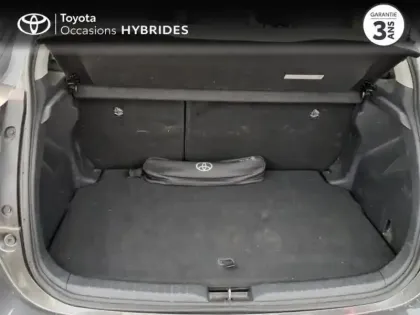 Photo 1 Toyota Yaris  116h Dynamic Business 5p + Programme Beyond Zero Academy MY22
