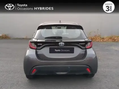 Photo 3 Toyota Yaris  116h Dynamic Business 5p + Programme Beyond Zero Academy MY22