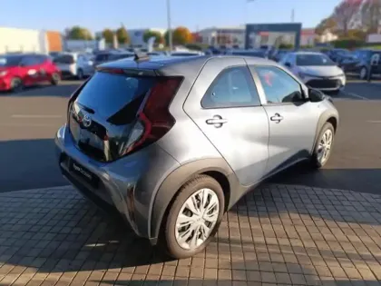 Photo 5 Toyota Aygo  X 1.0 VVT-i 72ch Dynamic S-CVT MY24