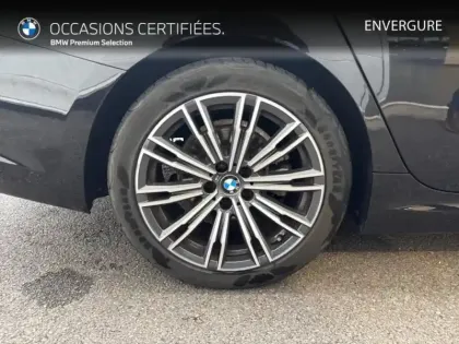 Photo 8 BMW Serie 3 Série 3 320dA MH 190ch M Sport