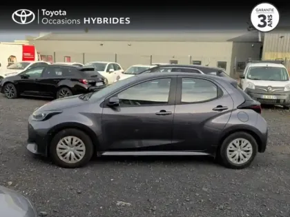 Photo 2 Toyota Yaris  116h Dynamic Business 5p + Programme Beyond Zero Academy MY22