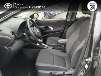 Photo 2 Toyota Yaris  116h Dynamic Business 5p + Programme Beyond Zero Academy MY22