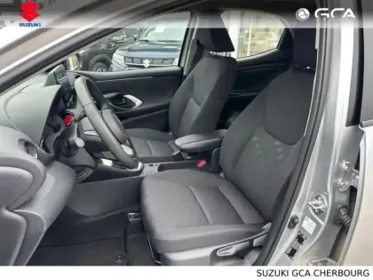 Photo 12 Toyota Yaris  116h Dynamic 5p MC24