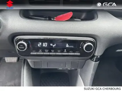 Photo 10 Toyota Yaris  116h Dynamic 5p MC24