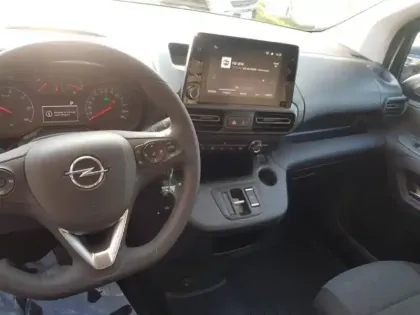 Photo 12 Opel Combo Gén. IV Ph2 Pack Premium Connect 4