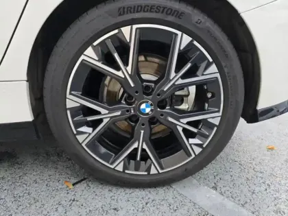 Photo 8 BMW Serie 1 Série 1 120A 170ch M Sport DKG7