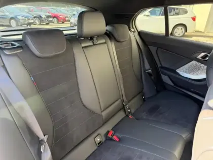 Photo 5 BMW Serie 1 Série 1 120A 170ch M Sport DKG7