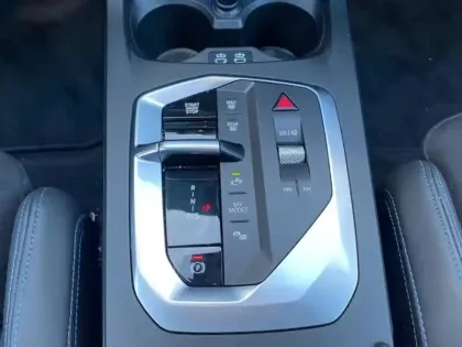 Photo 13 BMW Serie 1 Série 1 120A 170ch M Sport DKG7