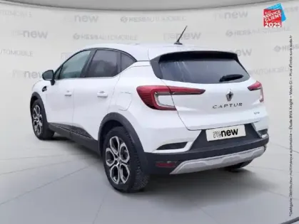 Photo 7 Renault Captur  1.6 E-Tech Plug-in 160ch Intens GPS Camera