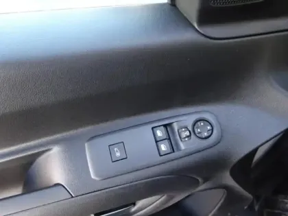 Photo 22 Opel Combo Cargo  M 800kg Electrique 136ch Batterie 54 kWh Pack Premium Connect