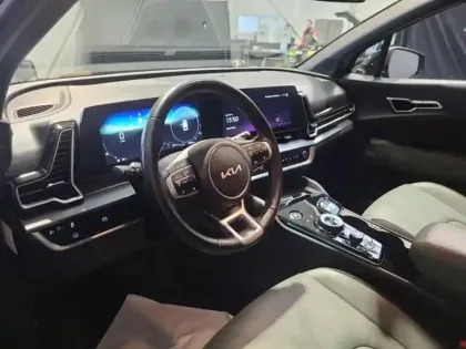 Photo 6 Kia Sportage Gén. V Ph1 Evo 30 Years 5