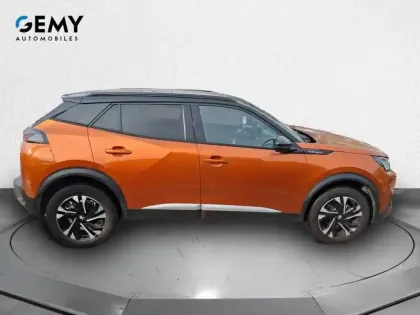 Photo 41 Peugeot 2008  PureTech 130 S&S BVM6