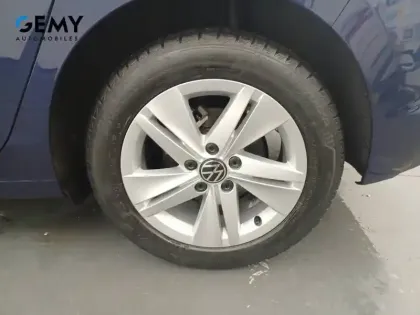 Photo 22 Volkswagen Golf  1.5 eTSI OPF 130 DSG7