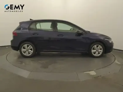 Photo 15 Volkswagen Golf  1.5 eTSI OPF 130 DSG7