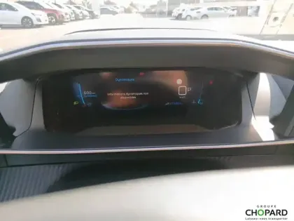 Photo 16 Peugeot 208  PureTech 100 S&S EAT8