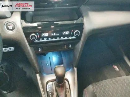 Photo 11 Toyota Yaris  Cross Hybride 116h 2WD