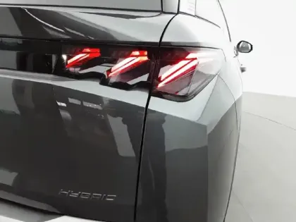 Photo 16 Peugeot 5008  Hybrid 145 e-DCS6