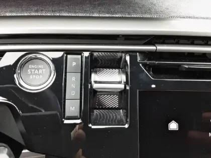 Photo 13 Peugeot 5008  Hybrid 145 e-DCS6