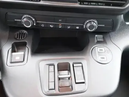 Photo 21 Citroën Berlingo  VAN M 650KG BLUEHDI 130 S&S EAT8