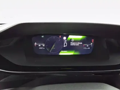 Photo 9 Peugeot 408  Hybrid 145 e-DCS6