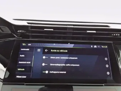 Photo 59 Peugeot 408  Hybrid 145 e-DCS6