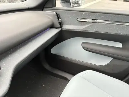 Photo 70 Volvo Ex30  Single Extended Range 272 ch 1EDT