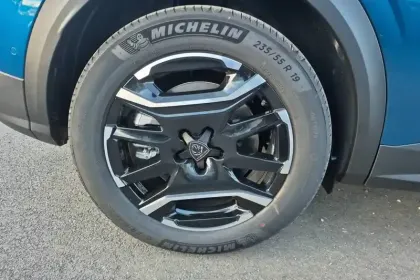 Photo 67 Peugeot 3008  Electrique 210 ch 73 kWh