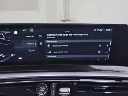 Photo 72 Peugeot 3008  Hybrid 145 e-DCS6