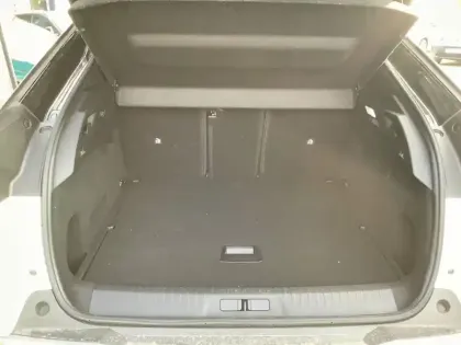 Photo 31 Peugeot 3008  Hybrid 145 e-DCS6