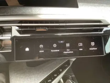 Photo 49 Peugeot 3008  Hybrid 145 e-DCS6