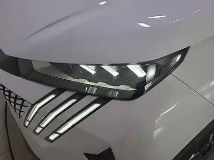 Photo 67 Peugeot 3008  Hybrid 145 e-DCS6