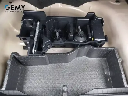 Photo 20 Peugeot 2008  PureTech 100 S&S BVM6