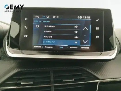 Photo 13 Peugeot 2008  PureTech 100 S&S BVM6