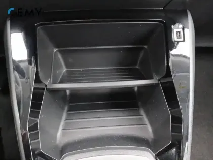 Photo 19 Peugeot 2008  PureTech 100 S&S BVM6