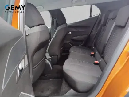 Photo 31 Peugeot 2008  PureTech 100 S&S BVM6