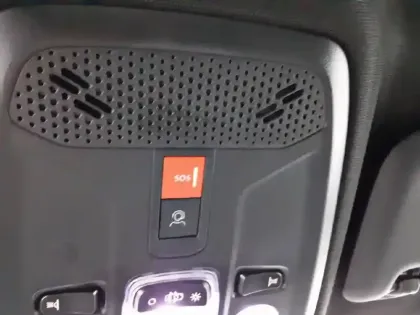 Photo 20 Peugeot 2008  Hybrid 145 e-DCS6