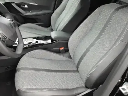 Photo 10 Peugeot 2008  Hybrid 145 e-DCS6