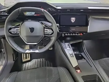 Photo 7 Peugeot 308  SW PureTech 130ch S&S EAT8