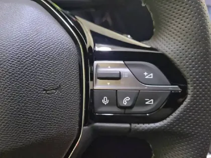 Photo 61 Peugeot 308  SW PureTech 130ch S&S EAT8