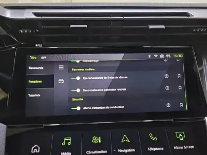 Photo 22 Peugeot 308  SW PureTech 130ch S&S EAT8