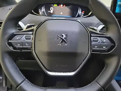 Photo 8 Peugeot 5008  BlueHDi 130ch S&S EAT8